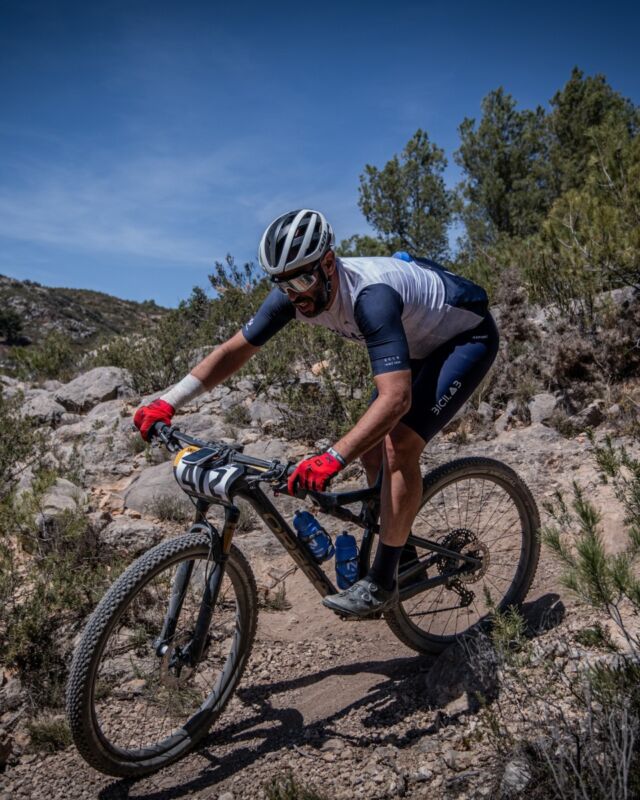 Es todo pista decían ...
Mejor lleva ruedas finas decían ...
La carrera mas dura de España, Gigante de Piedra

#gigantedepiedra #gigantesmall #nopainnogain #mtb #xcm #mountainbiking #btt #gravel #ucixcm #ucixcm20245 #ucixcmseries #eldeporteviveaquí